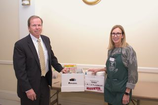 Register O’Donnell Delivered Food Donations to the Wellesley Food Pantry